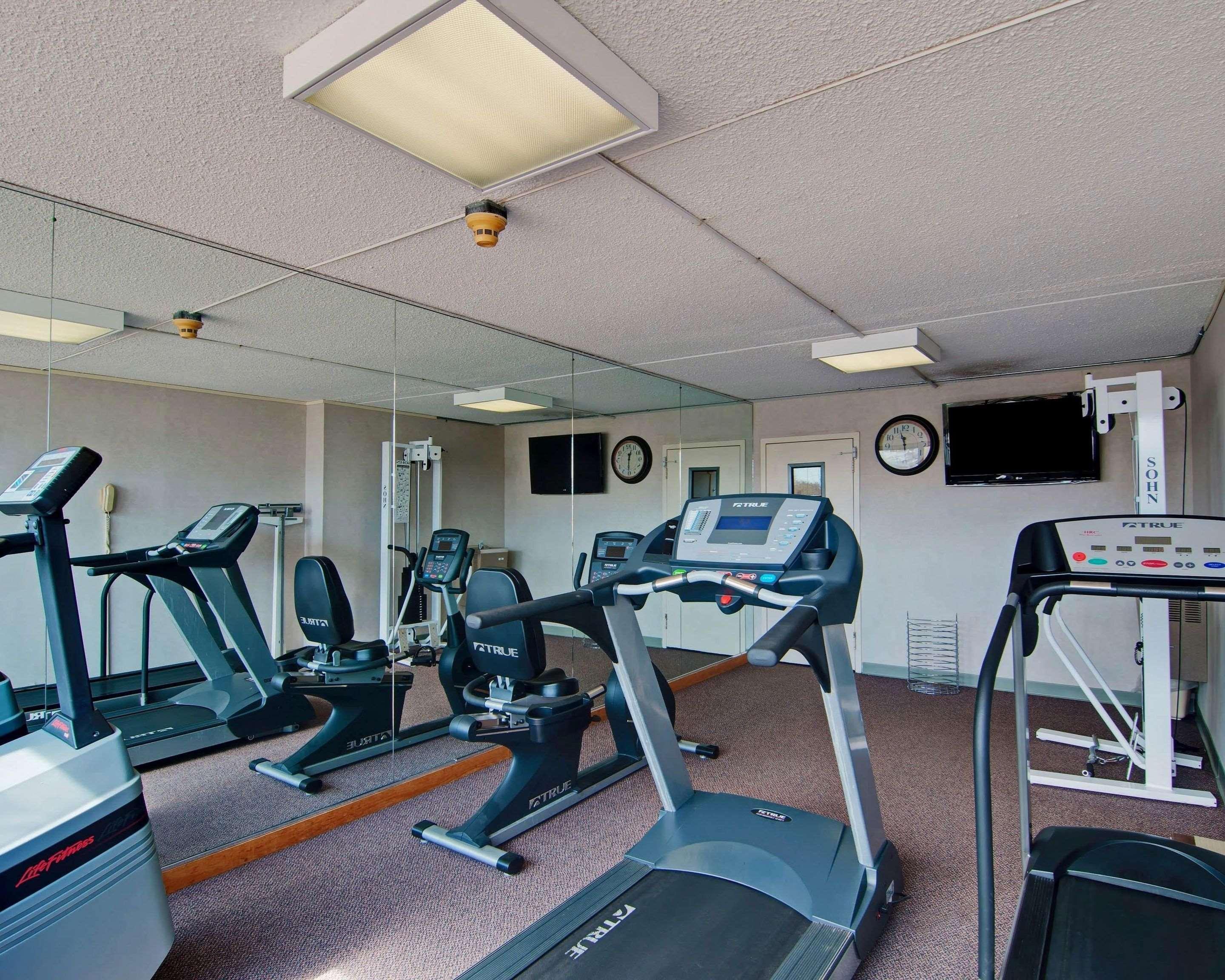Quality Inn Бекли Екстериор снимка