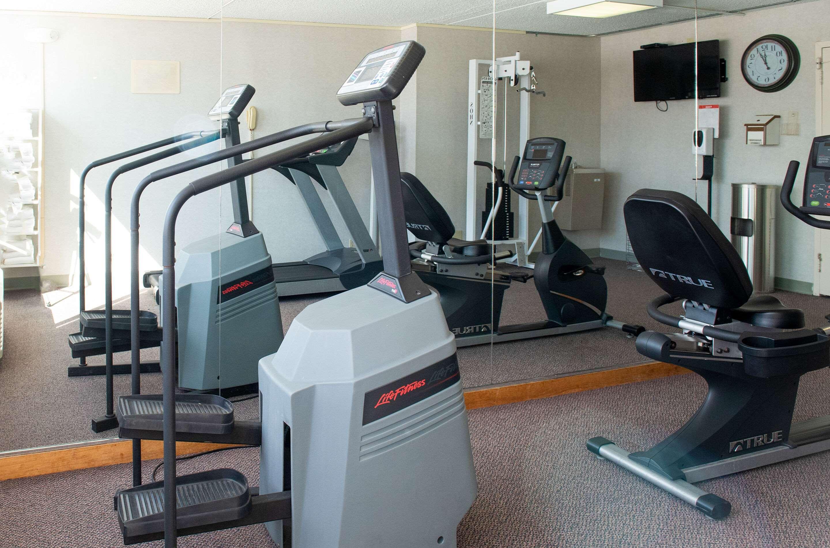 Quality Inn Бекли Екстериор снимка