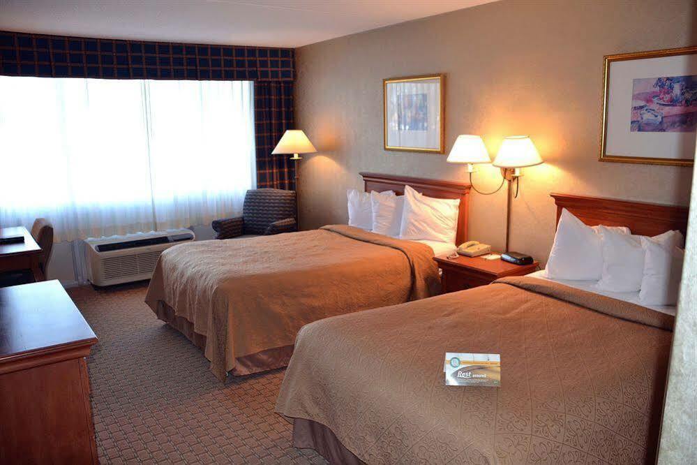 Quality Inn Бекли Екстериор снимка